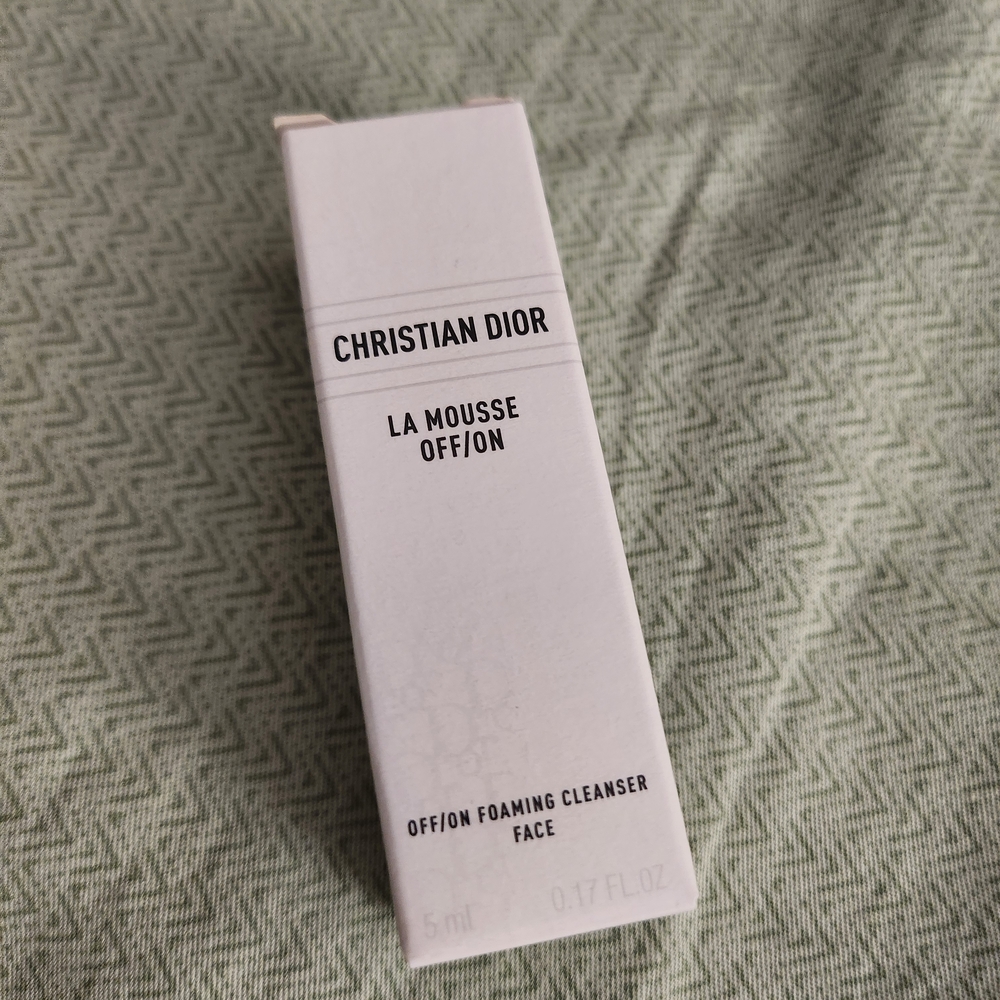 NWT 5ml Dior White La Mousse Off/On Foaming Cleanser